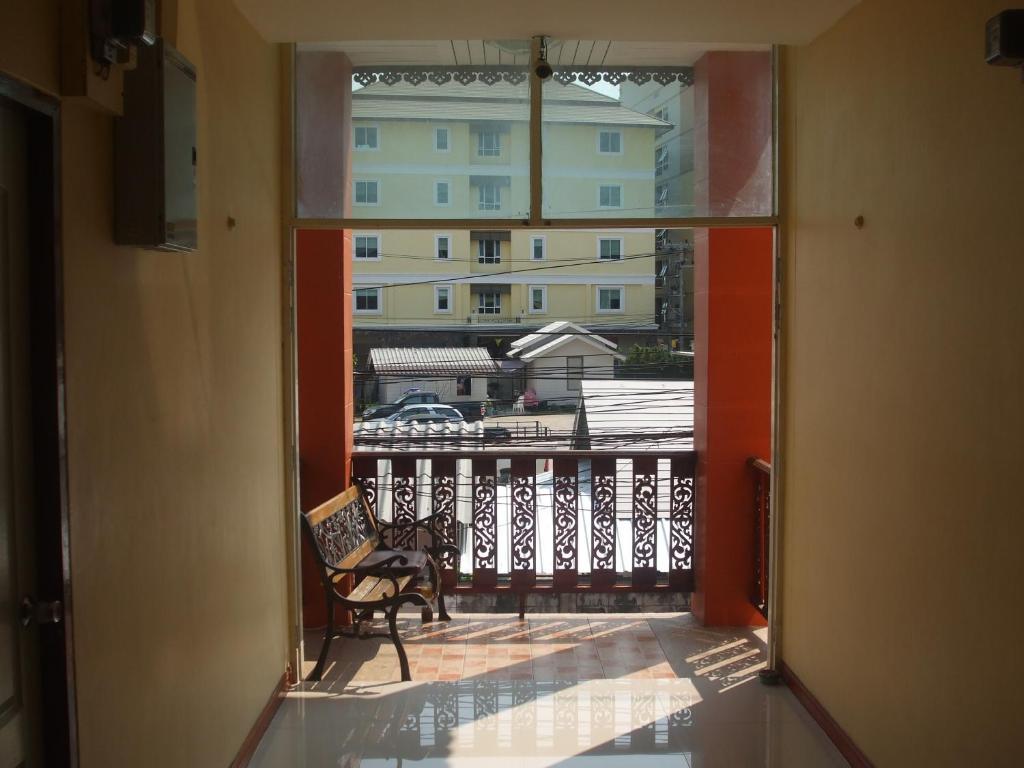 Aura House Hotel Патая Екстериор снимка